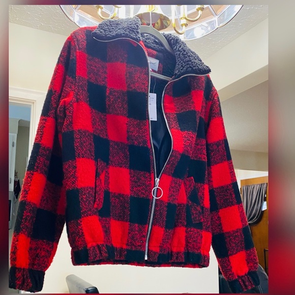 Brand New Sherpa Plaid Jacket Size XS - Picture 4 of 7
